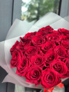 25 красных роз